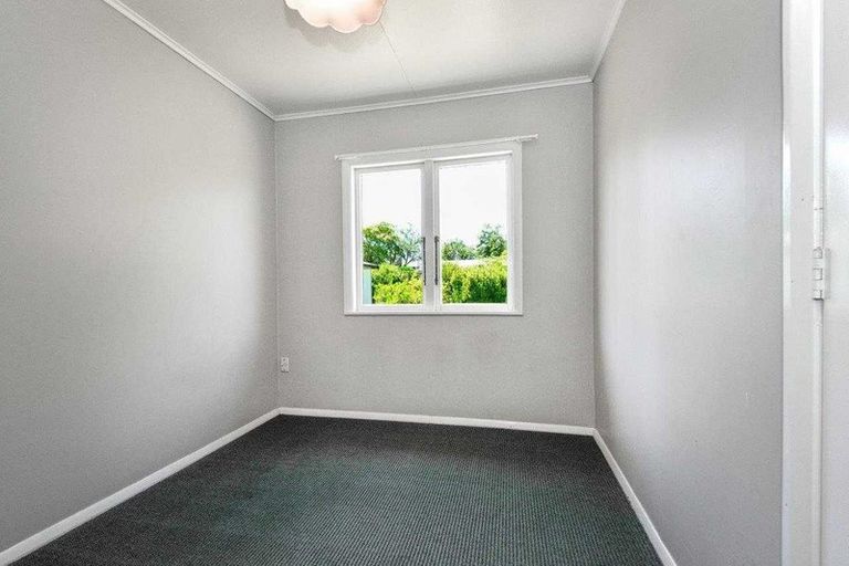 Photo of property in 1 Palmerston Road, Havelock North, 4130
