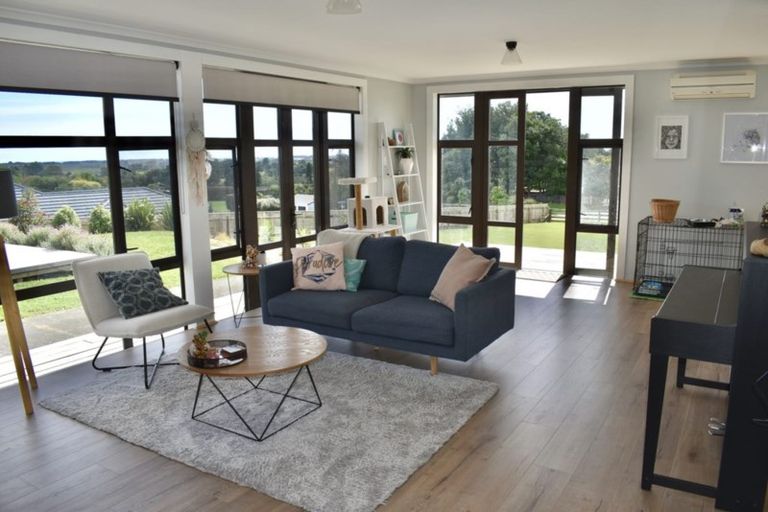 Photo of property in 42 Tame Porati Street, Manakau, Levin, 5573