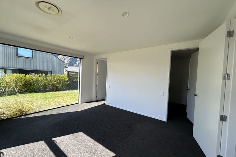 Photo of property in 25 Glenfiddich Road, Jacks Point, Queenstown, 9371