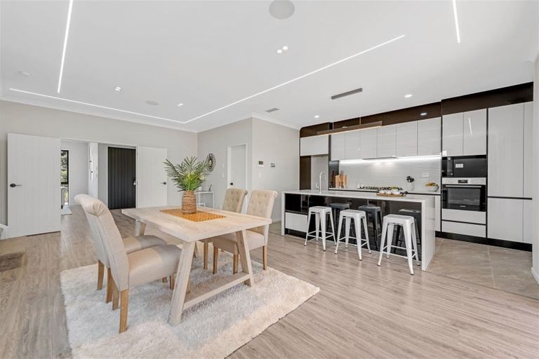 Photo of property in 73 Koromeke Street, Flat Bush, Auckland, 2019
