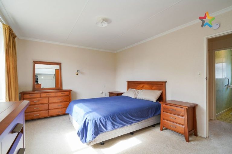 Photo of property in 74 Durham Street, Winton, 9720