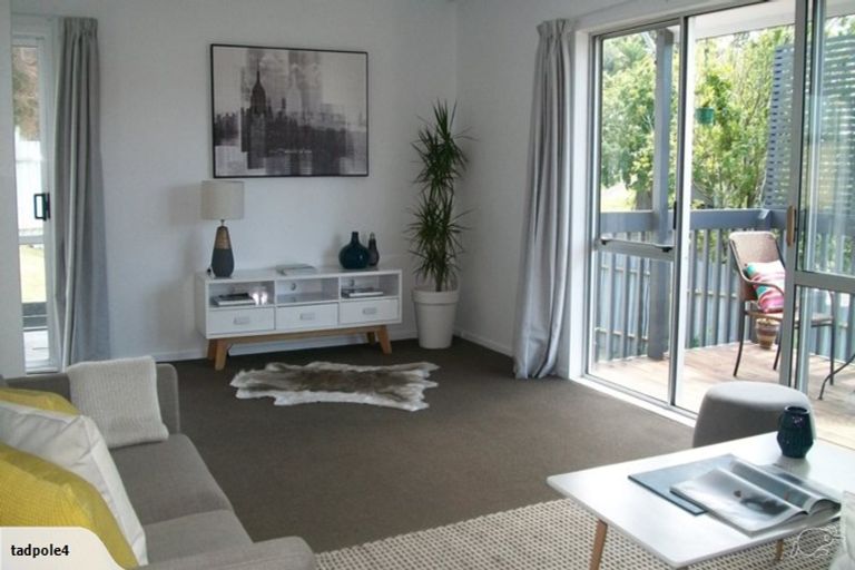 Photo of property in 24 Garton Drive, Massey, Auckland, 0614