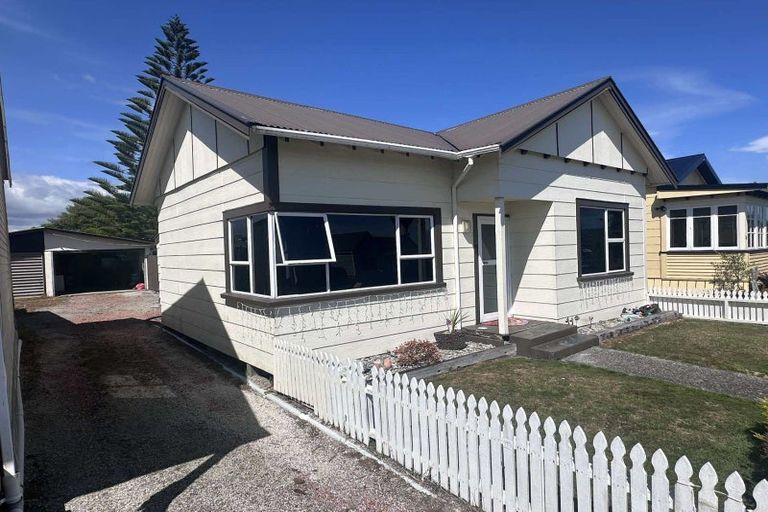Photo of property in 78 Bealey Street, Hokitika, 7810