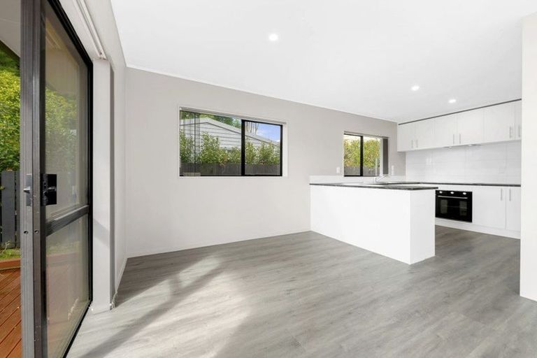 Photo of property in 1/3 Kelvin Road, Papakura, 2110