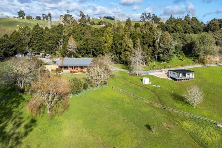 Photo of property in 692 Wayby Station Road, Wellsford, 0972