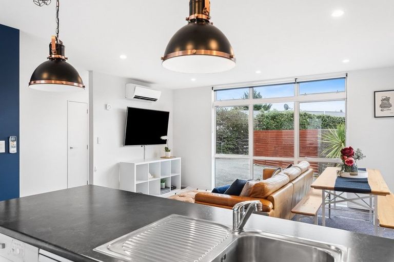 Photo of property in 5a Sharda Grove, Paraparaumu Beach, Paraparaumu, 5032