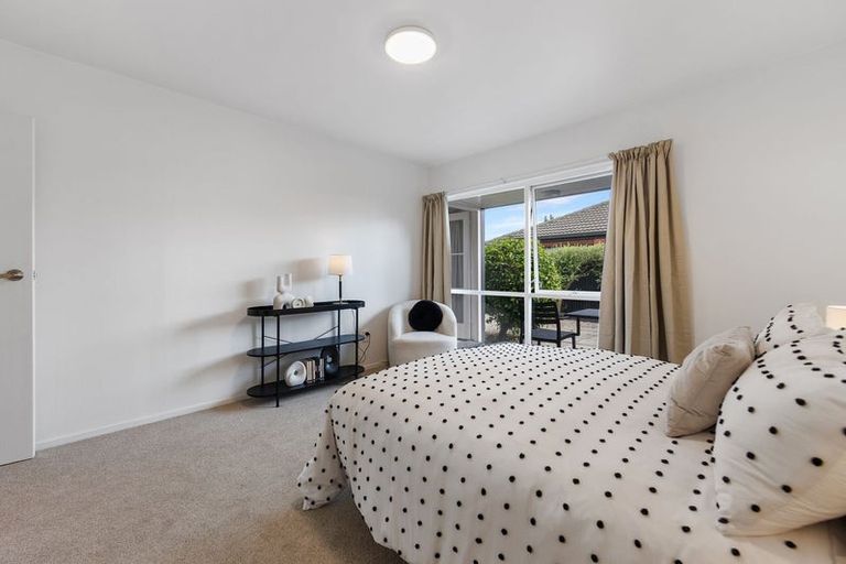 Photo of property in 4/30b Nortons Road, Avonhead, Christchurch, 8042