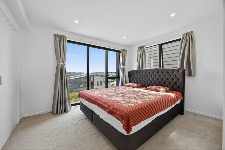 Photo of property in 46 Parahau Road, Papakura, 2110