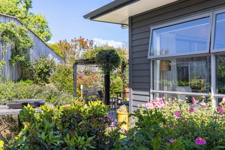 Photo of property in 3 Roydon Lane, Paraparaumu, 5032
