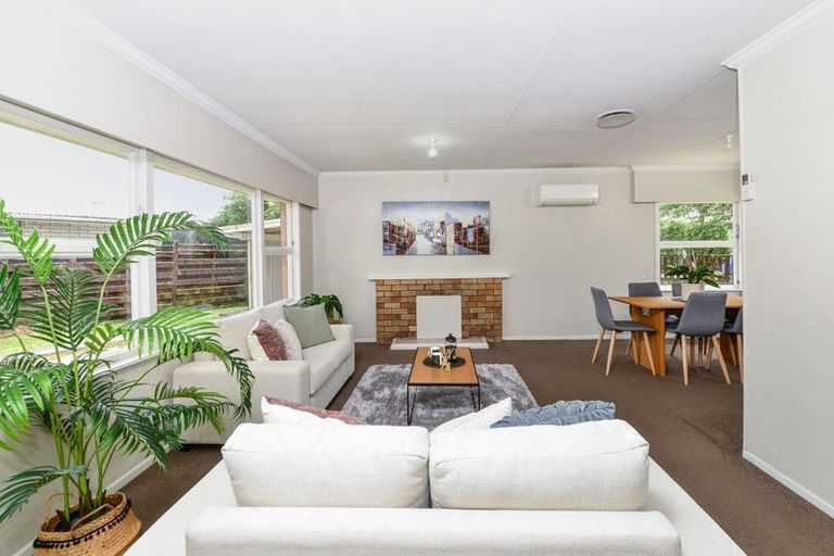 Photo of property in 74 Bremworth Avenue, Dinsdale, Hamilton, 3204