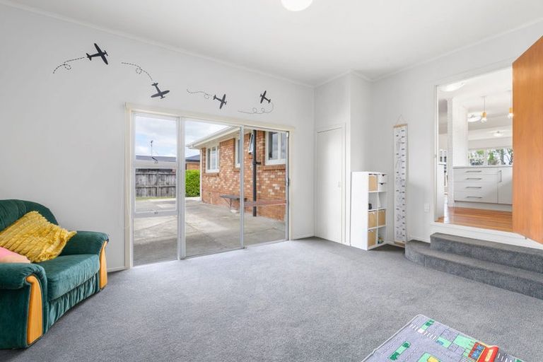 Photo of property in 5 Warwick Avenue, St Andrews, Hamilton, 3200