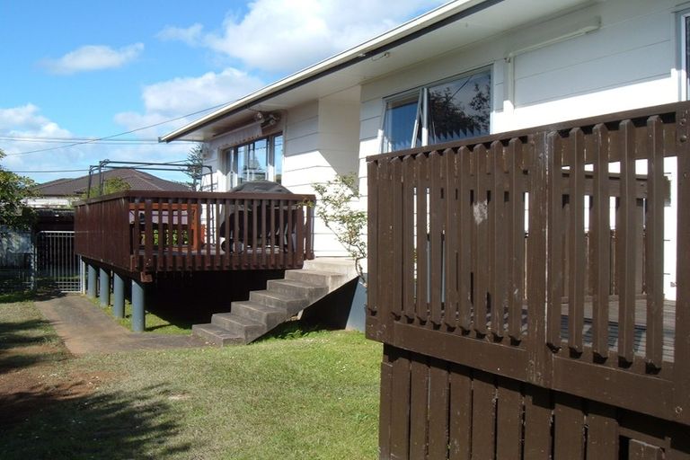 Photo of property in 418a West Coast Road, Glen Eden, Auckland, 0602