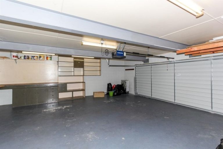 Photo of property in 54 Branch Road, Highlands Park, New Plymouth, 4312