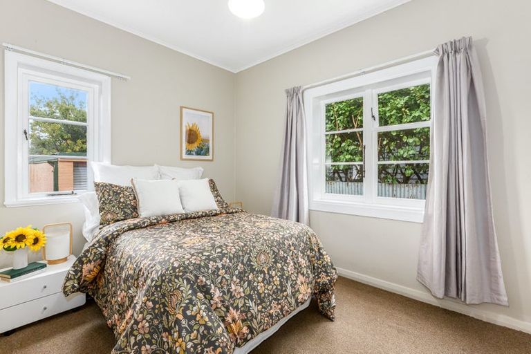 Photo of property in 113 Bell Road, Waiwhetu, Lower Hutt, 5010