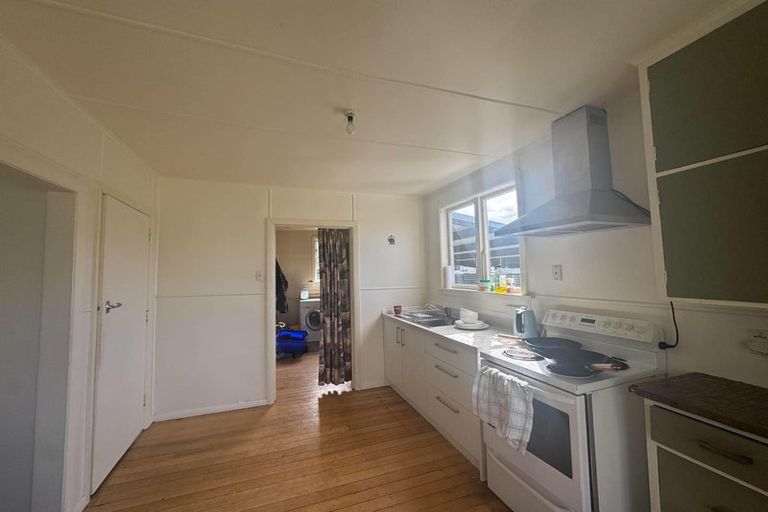 Photo of property in 286 High Street South, Carterton, 5713
