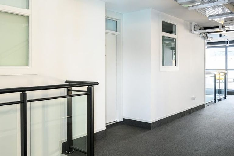 Photo of property in 2-06/424 Maunganui Road, Mount Maunganui, 3116