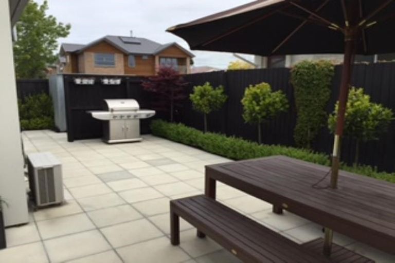 Photo of property in 30a Lyndon Street, Riccarton, Christchurch, 8041