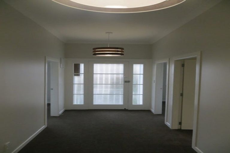 Photo of property in 20 Glasgow Street, Kelburn, Wellington, 6012