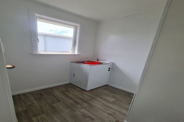 Photo of property in 86 Castor Crescent, Cannons Creek, Porirua, 5024