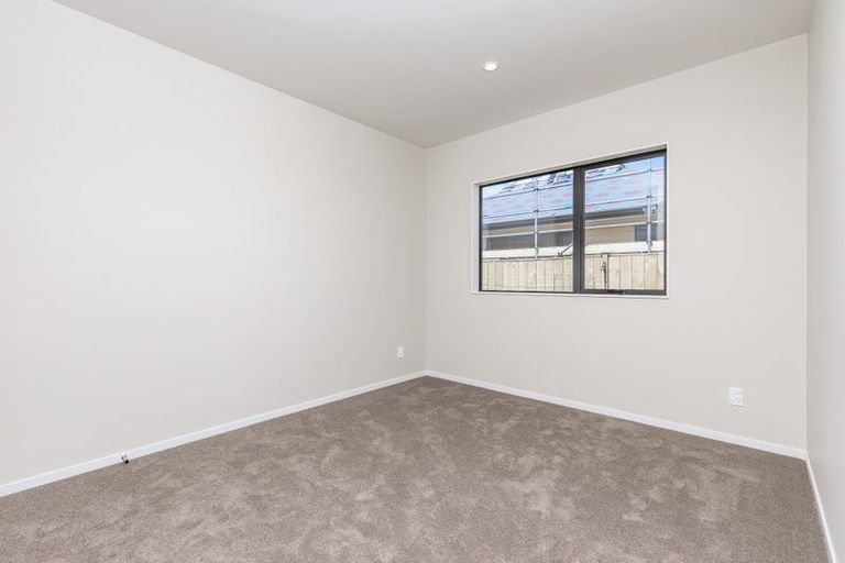 Photo of property in 4 Konoba Avenue, Kumeu, 0810