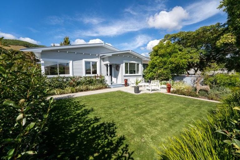 Photo of property in 17 Tasman Street, The Wood, Nelson, 7010