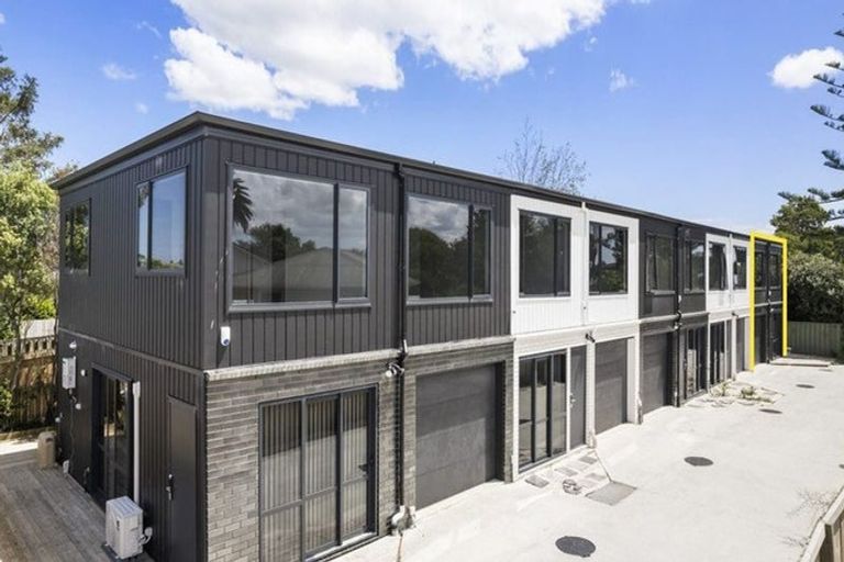 Photo of property in 7e Tairere Crescent, Rosehill, Papakura, 2113