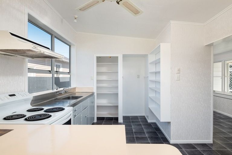 Photo of property in 247 Kahutia Street, Gisborne, 4010