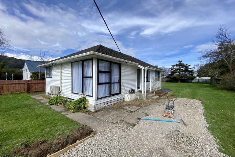 Photo of property in 16 Norfolk Street, Wainuiomata, Lower Hutt, 5014