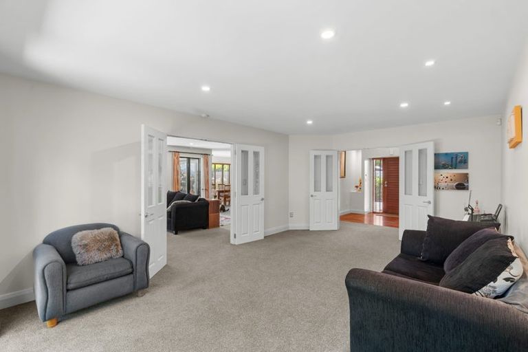 Photo of property in 18a Daresbury Lane, Fendalton, Christchurch, 8014