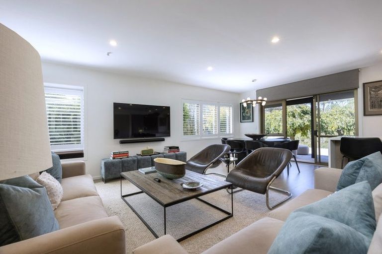 Photo of property in 23 Elliot Street, Riverhead, 0820