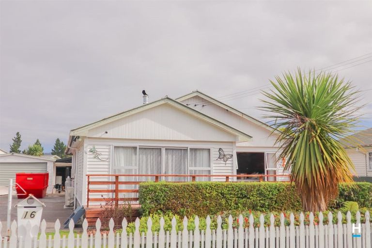 Photo of property in 16 Ohau Street, Dobson, Greymouth, 7805
