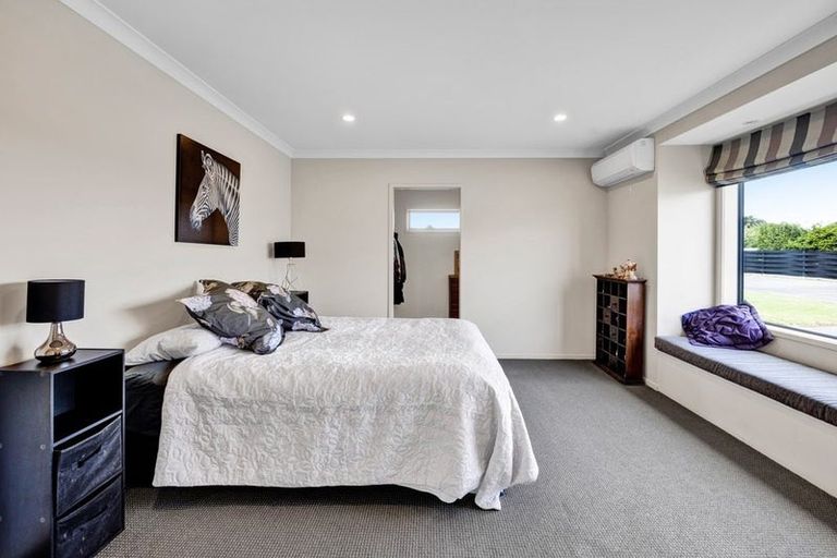 Photo of property in 17 Ponderosa Place, Opunake, 4616