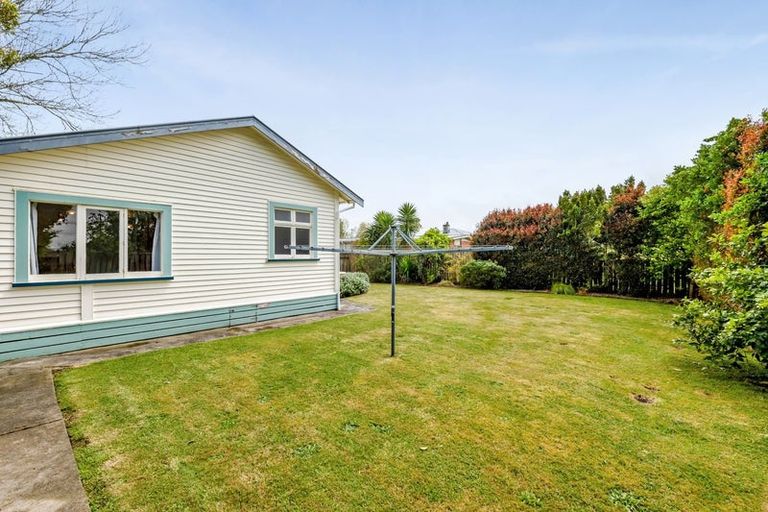 Photo of property in 10 Cameron Street, Hawera, 4610
