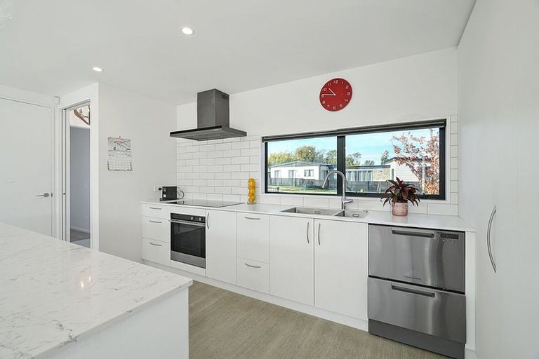 Photo of property in 43 Billington Drive, Halswell, Christchurch, 8025