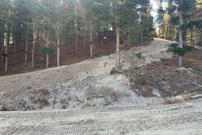 Photo of property in 65 Hillview Road, Birdlings Flat, Little River, 7591