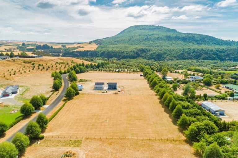 Photo of property in 10 Rangitukua Drive, Kuratau, Turangi, 3381