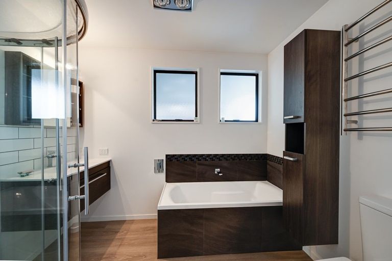 Photo of property in 87 Mcdonnell Road, Arrowtown, 9302