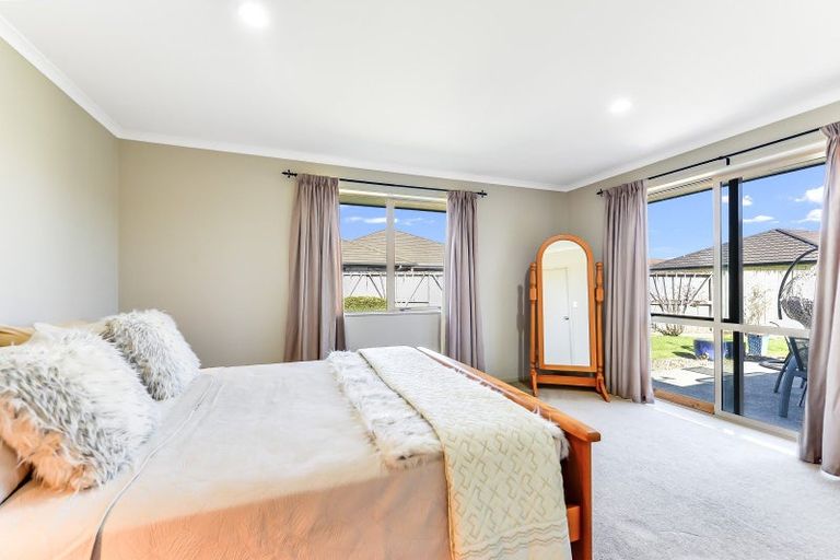 Photo of property in 57 Aquila Crescent, Rototuna North, Hamilton, 3210