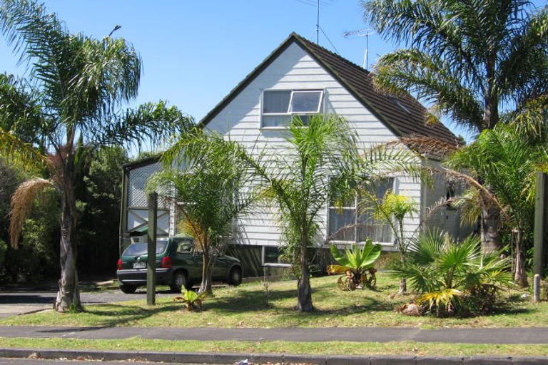 Photo of property in 33 Acacia Road, Torbay, Auckland, 0632
