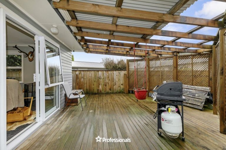 Photo of property in 42 Mountbatten Grove, Clouston Park, Upper Hutt, 5018