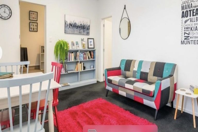 Photo of property in 130 Oraha Road, Kumeu, 0892