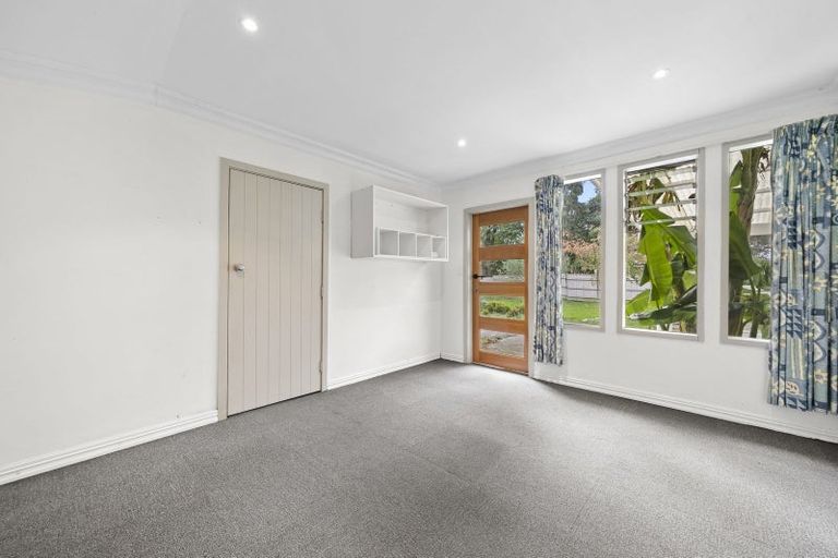 Photo of property in 35 Kopara Grove, Stokes Valley, Lower Hutt, 5019