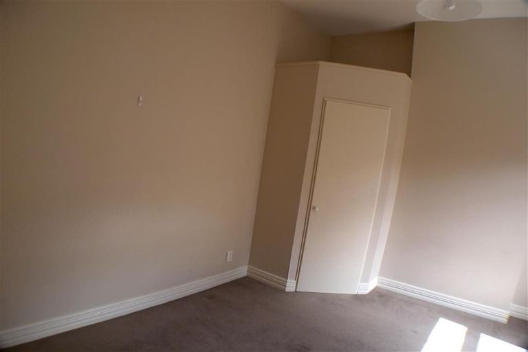 Photo of property in 5/33 Dowling Street, Dunedin Central, Dunedin, 9016