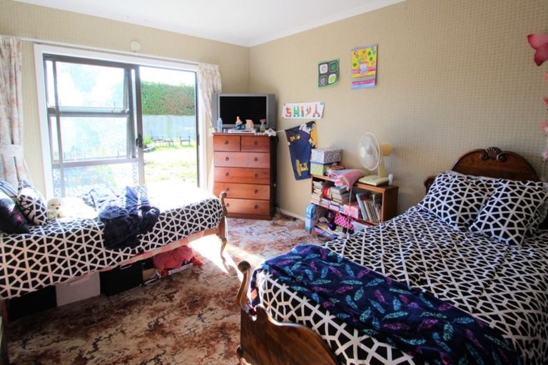 Photo of property in 35 Hull Street, Riversdale, 9776