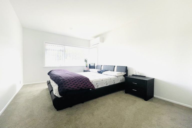 Photo of property in 5 Freshney Place, Hillpark, Auckland, 2102