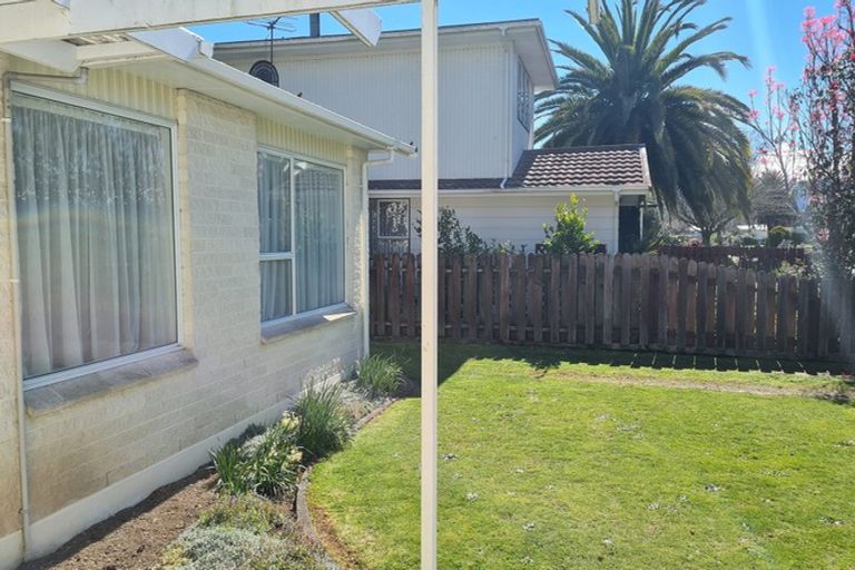 Photo of property in 26 Hornsby Street, Carterton, 5713