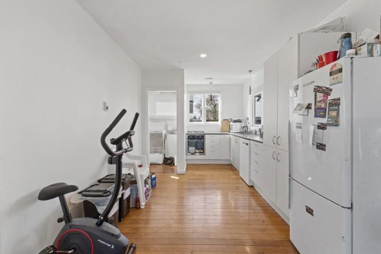 Photo of property in 47 Aorangi Road, Bryndwr, Christchurch, 8053