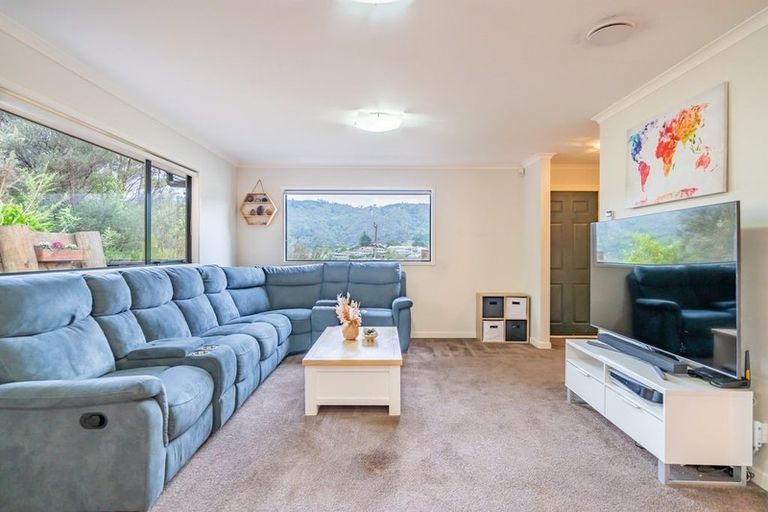 Photo of property in 51 Logie Street, Stokes Valley, Lower Hutt, 5019