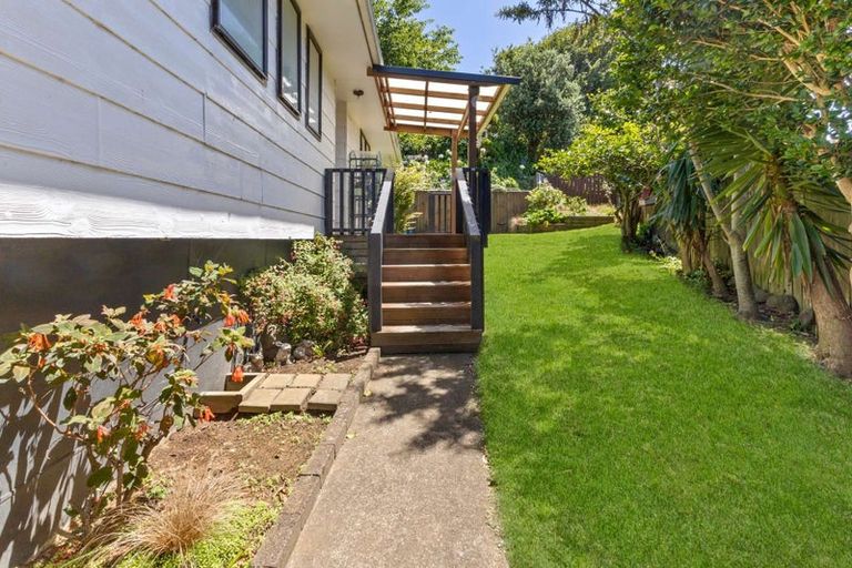 Photo of property in 13 Tahurangi Place, Spotswood, New Plymouth, 4310