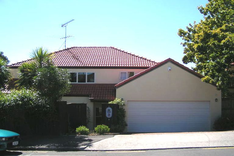 Photo of property in 3/19 Rodney Road, Northcote Point, Auckland, 0627